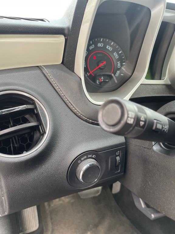 2012 Chevrolet Camaro Image 18