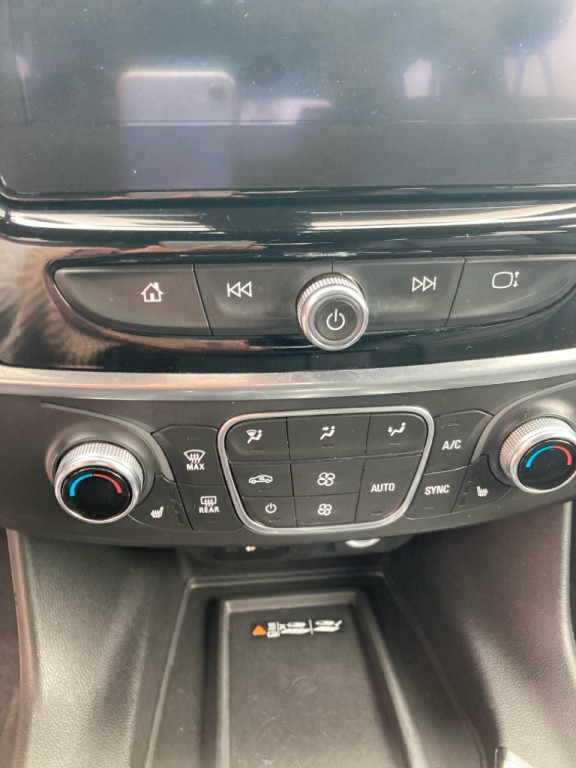 2022 Chevrolet Traverse Image 16