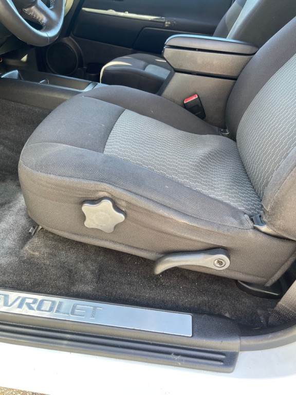 2011 Chevrolet Colorado Image 12