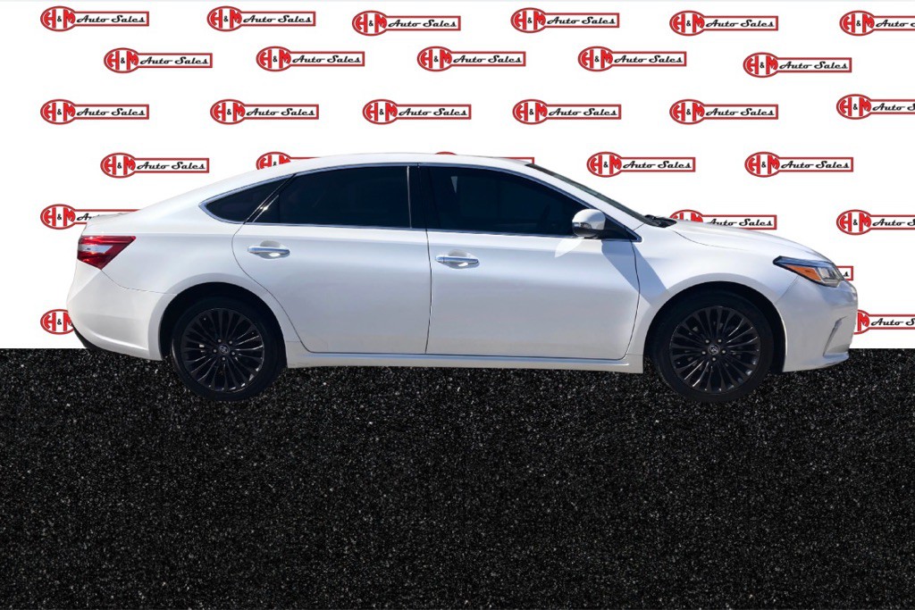 2016 Toyota Avalon Image 2