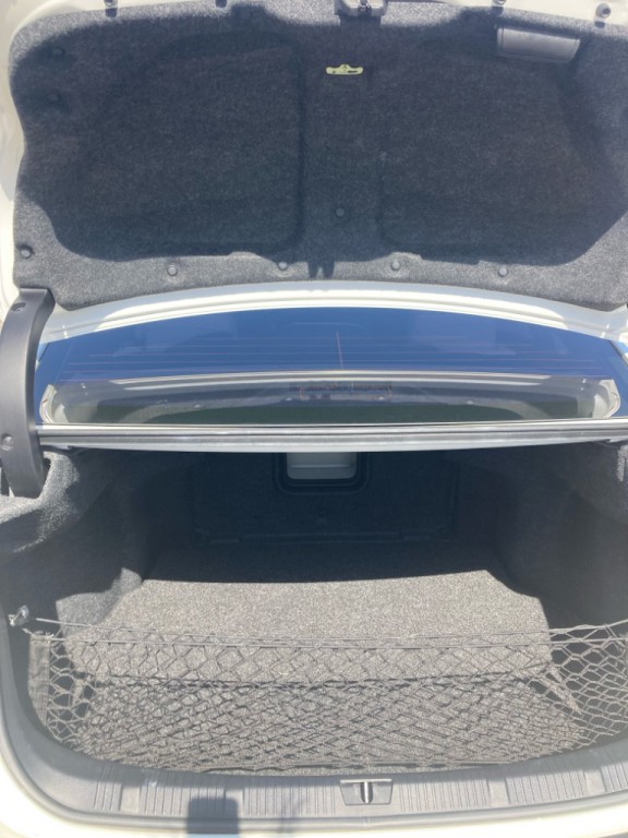 2016 Toyota Avalon Image 16