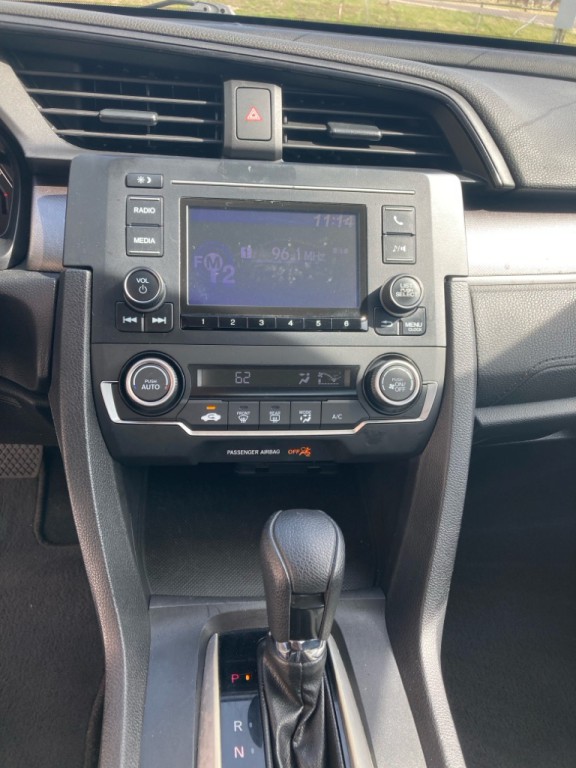 2018 Honda Civic Image 10