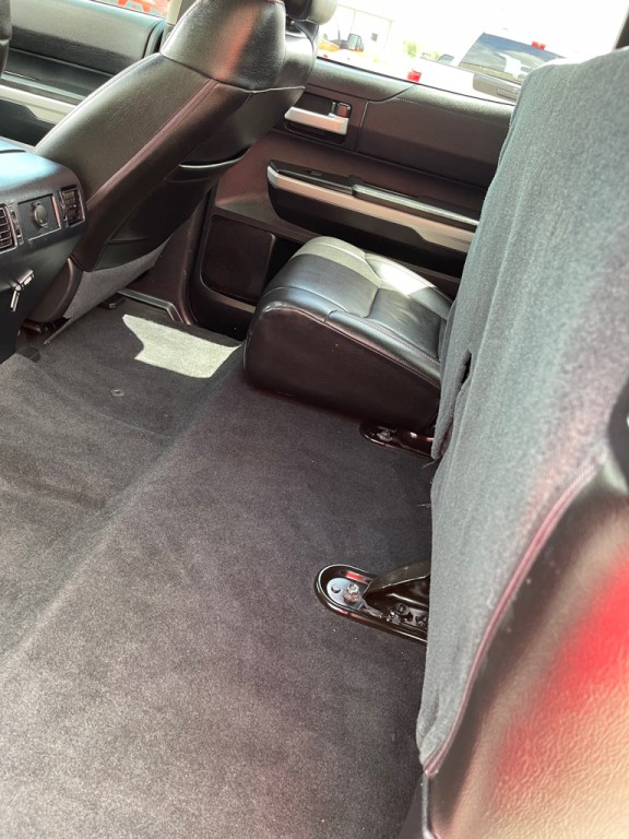 2019 Toyota Tundra Image 18
