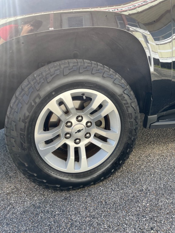 2017 Chevrolet Tahoe Image 8