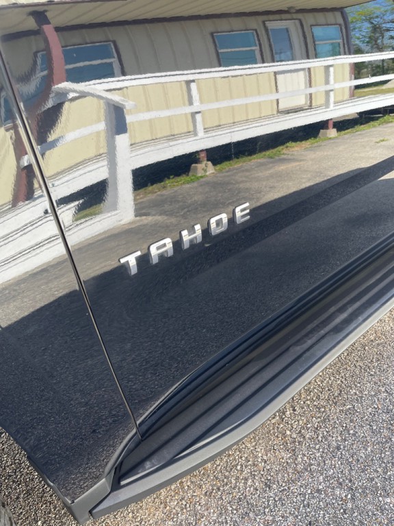 2017 Chevrolet Tahoe Image 9