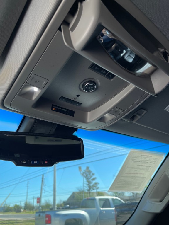 2017 Chevrolet Tahoe Image 18