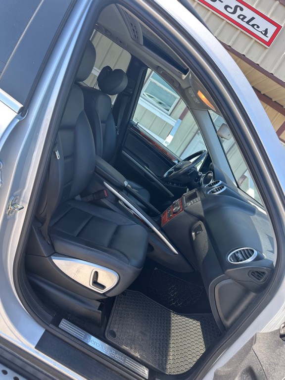 2011 Mercedes-Benz M-Class Image 7