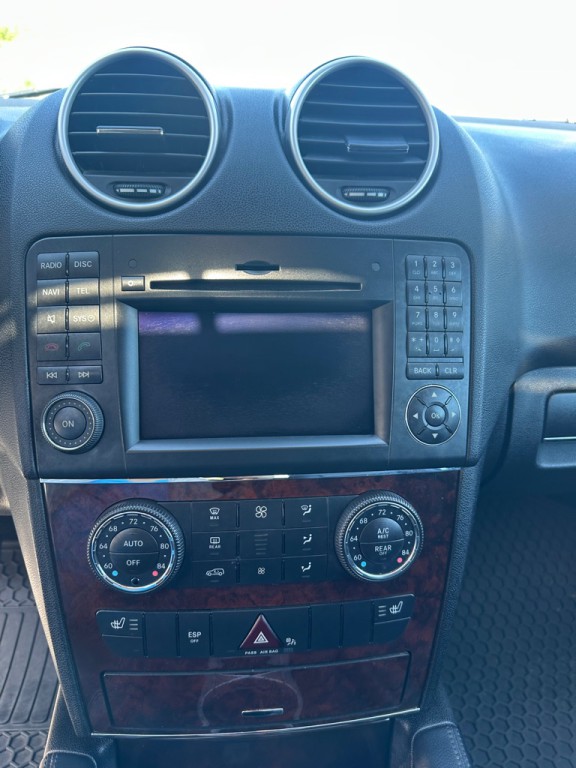 2011 Mercedes-Benz M-Class Image 11