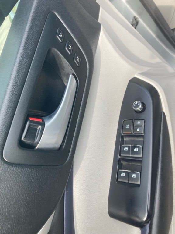 2018 Toyota Highlander Image 8