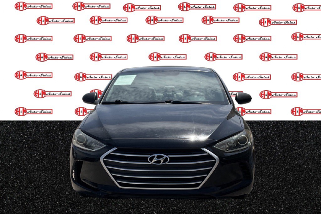 2017 Hyundai Elantra Image 8