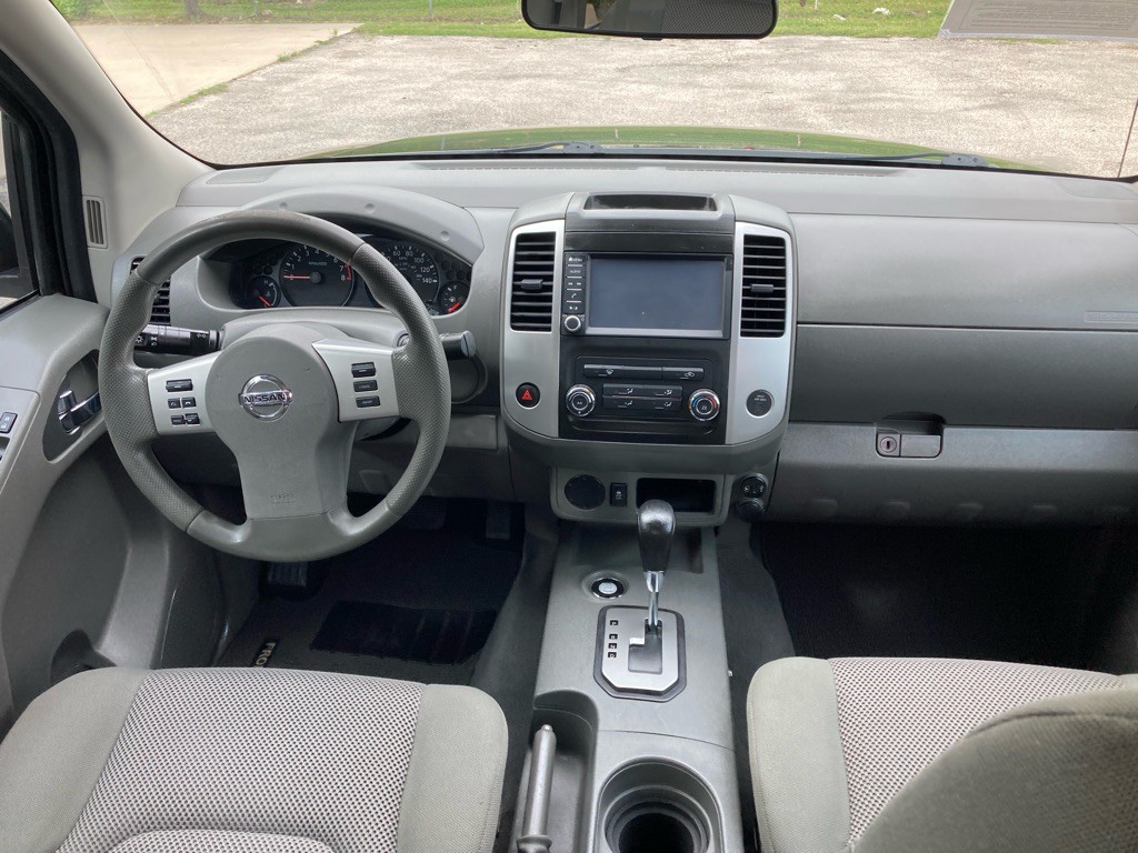 2021 Nissan Frontier Image 17