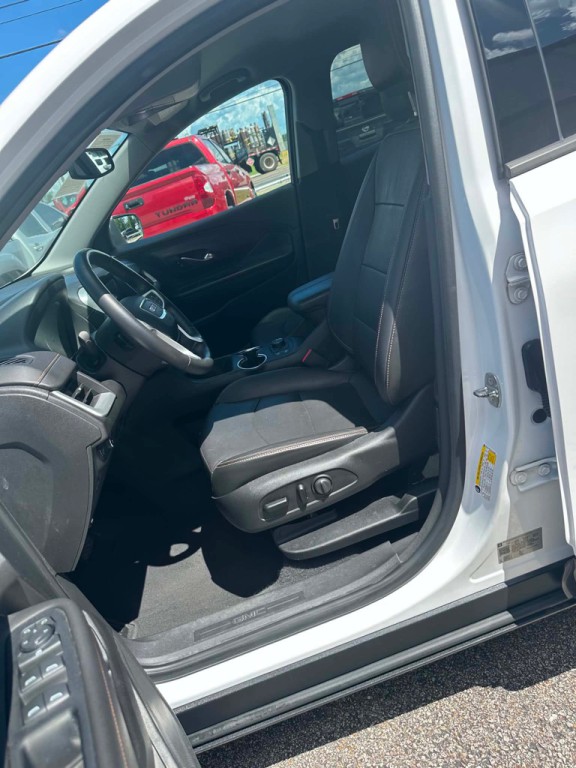 2020 GMC Terrain Image 9