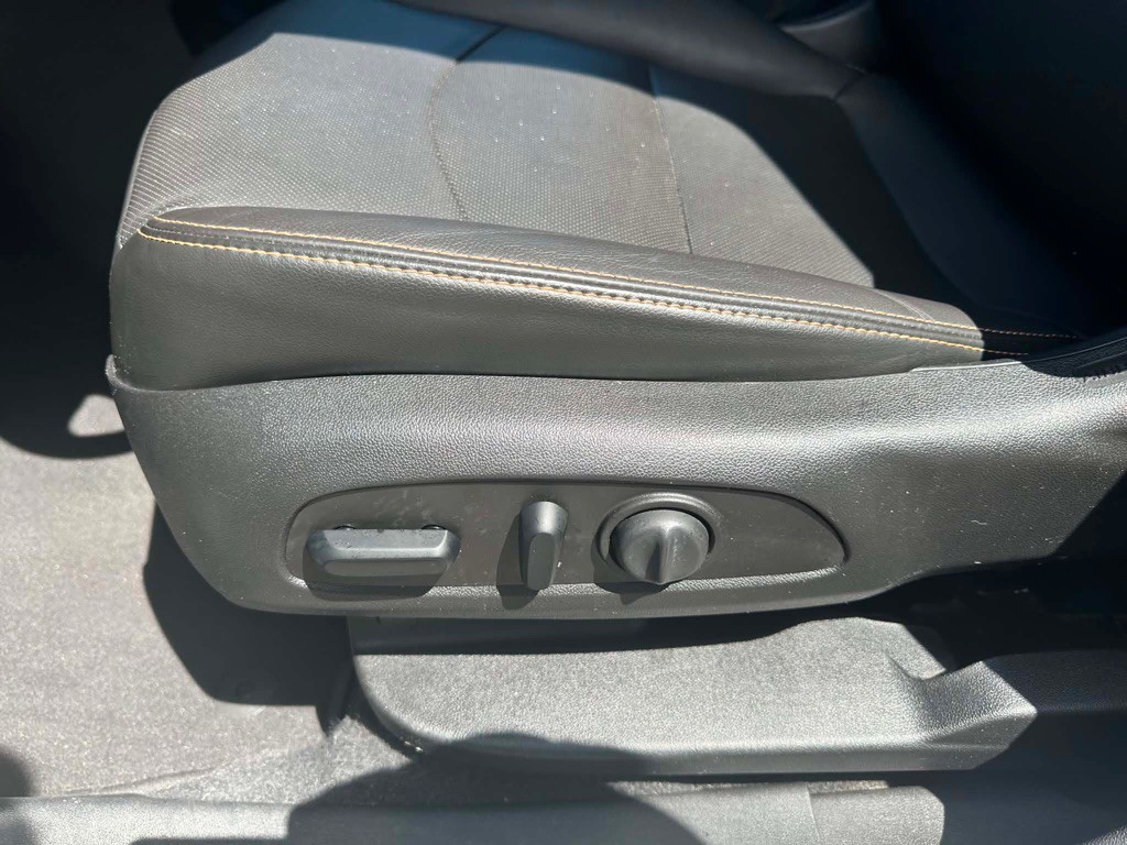 2020 GMC Terrain Image 13