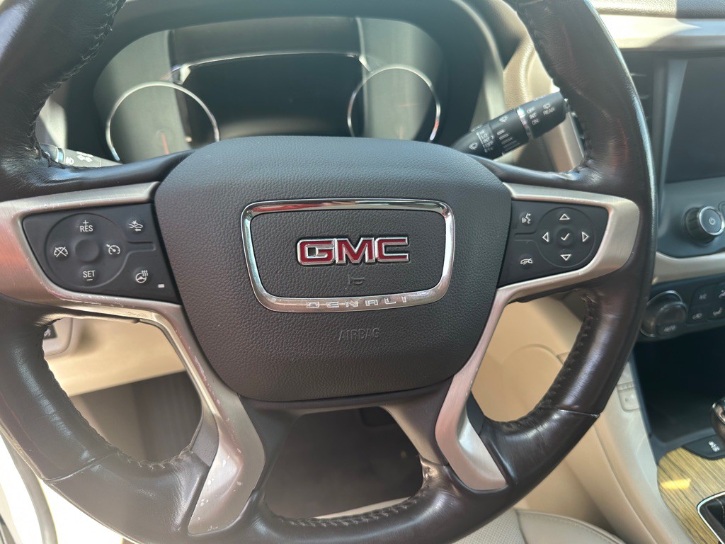 2019 GMC Acadia Image 13