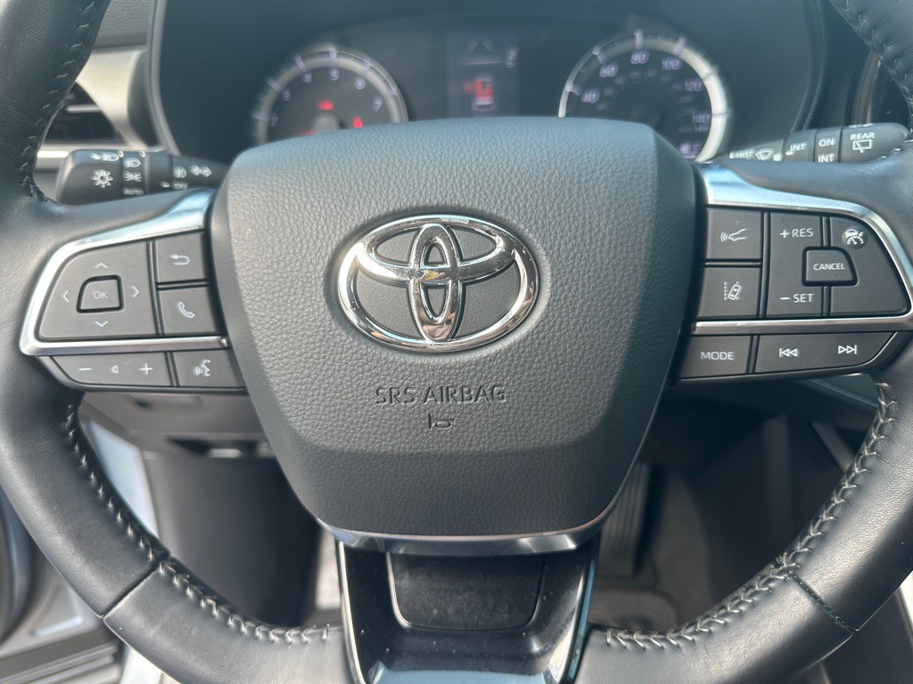 2020 Toyota Highlander Image 17