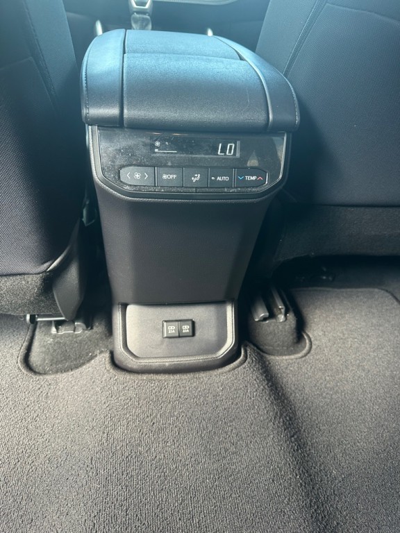 2020 Toyota Highlander Image 20