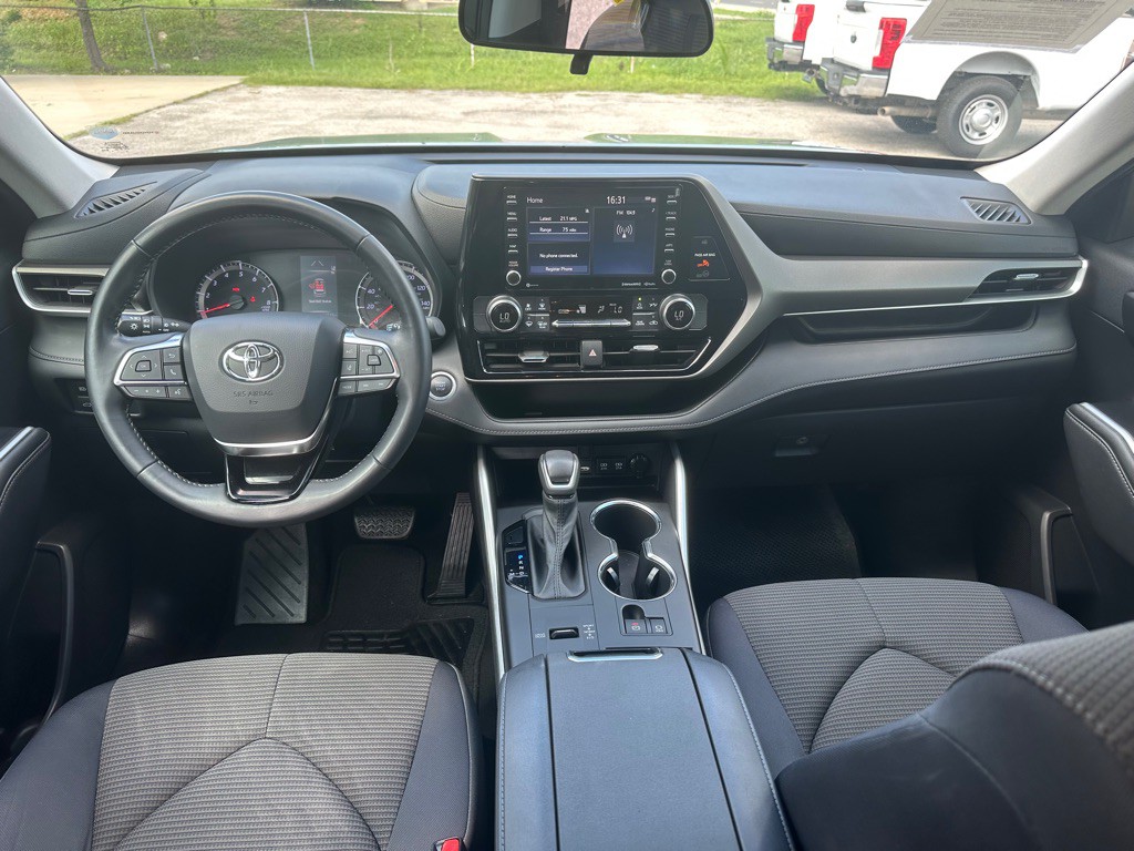 2020 Toyota Highlander Image 21