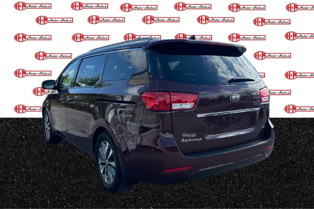 2016 Kia Sedona Image 5