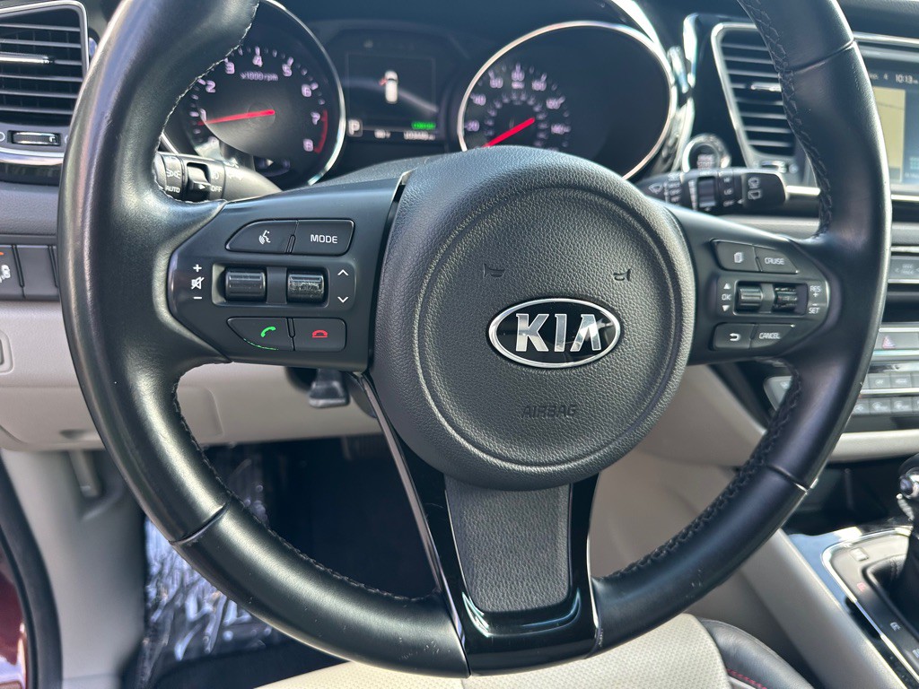 2016 Kia Sedona Image 10