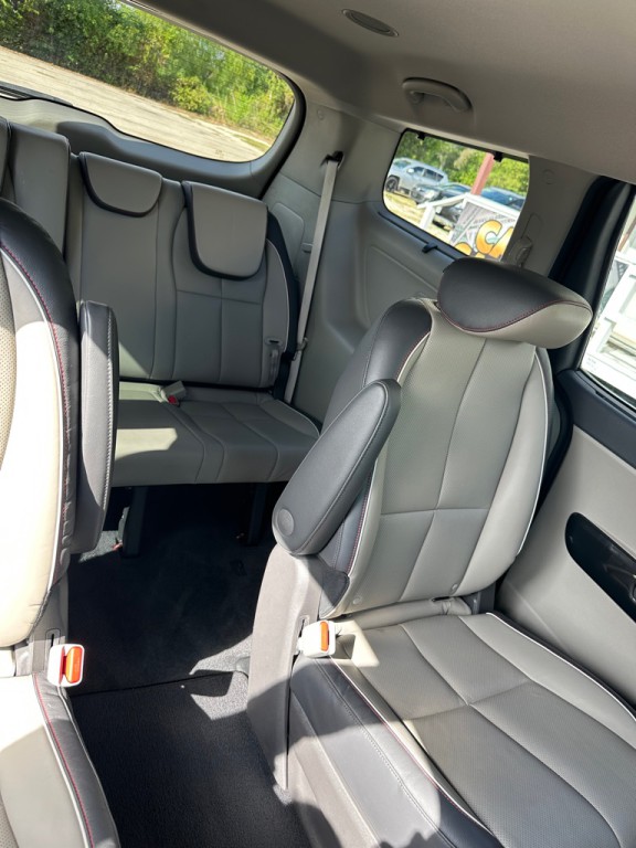 2016 Kia Sedona Image 20