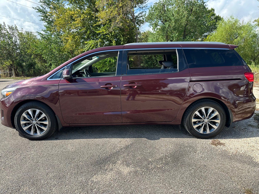 2016 Kia Sedona Image 21