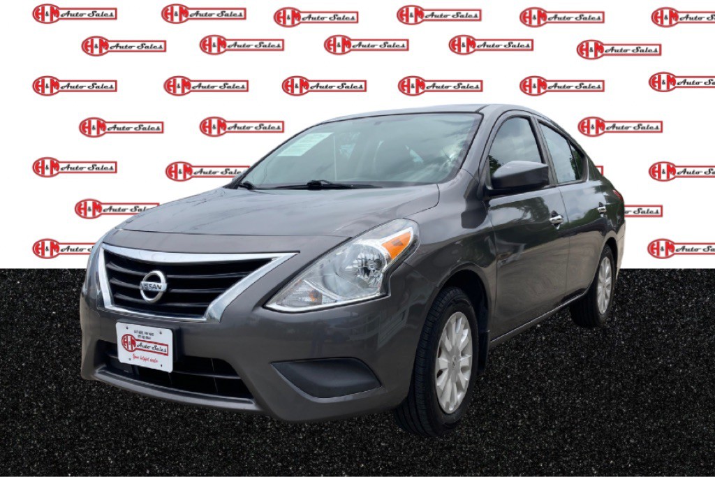 2016 Nissan Versa Image 6