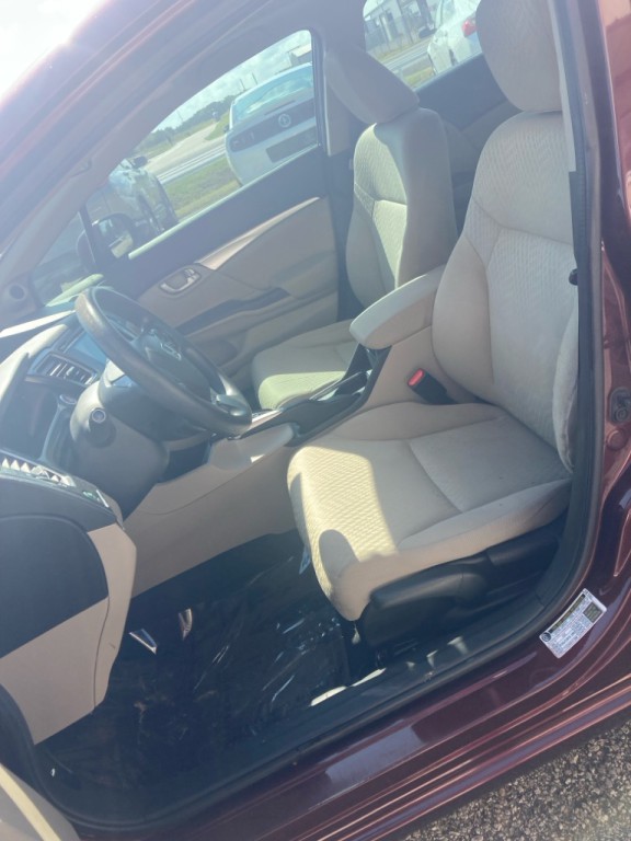 2015 Honda Civic Image 16
