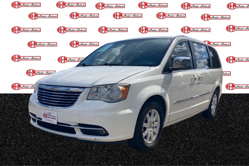2012 Chrysler Town & Country Image 7