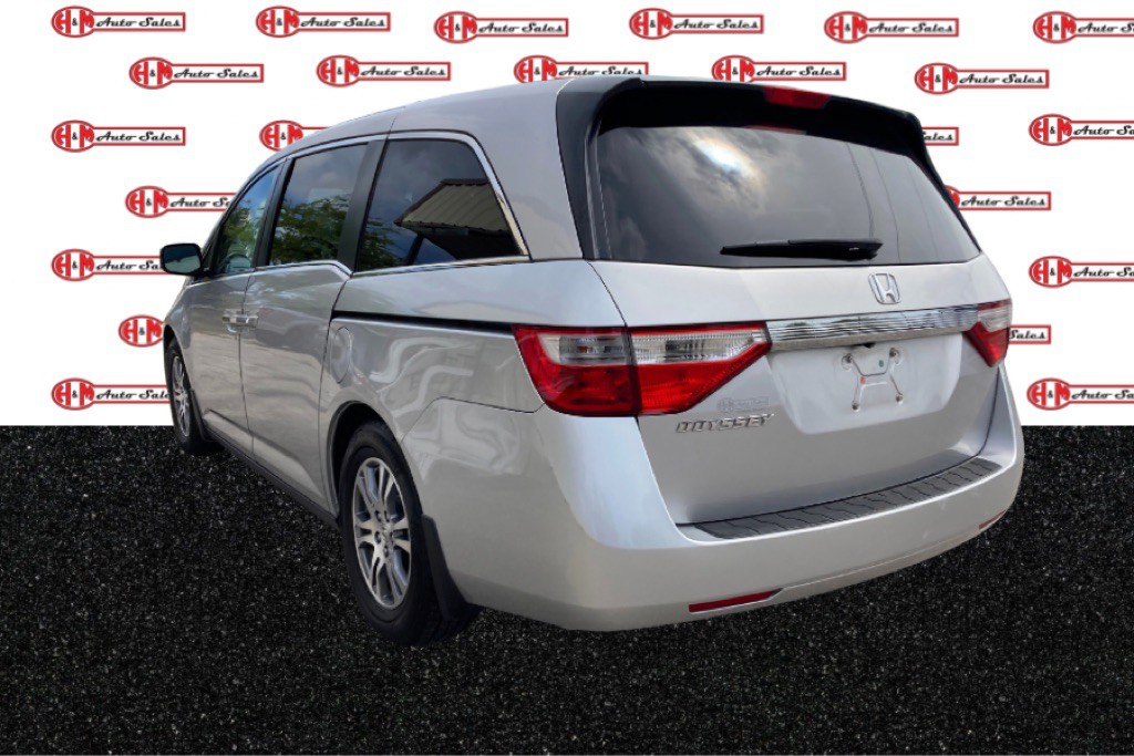 2013 Honda Odyssey Image 4