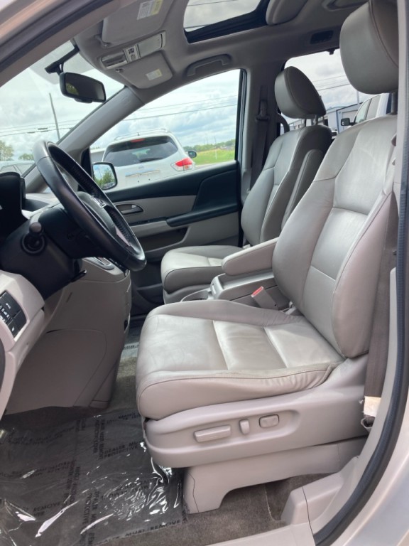 2013 Honda Odyssey Image 11