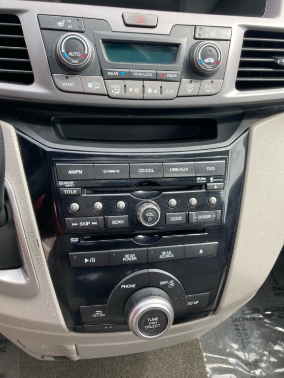 2013 Honda Odyssey Image 13