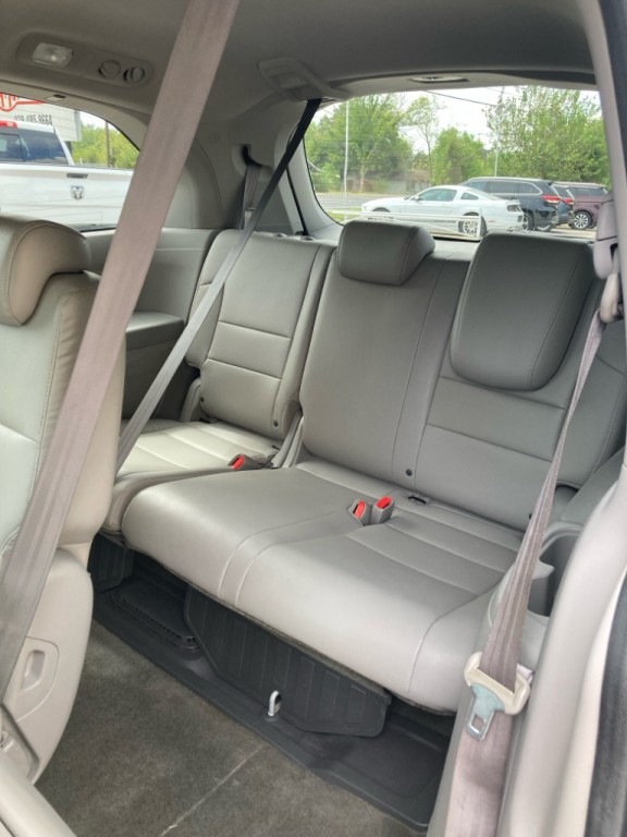 2013 Honda Odyssey Image 17