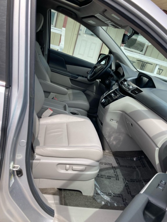 2013 Honda Odyssey Image 18