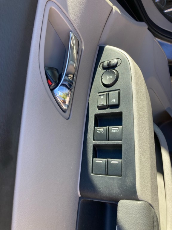2017 Honda Odyssey Image 9