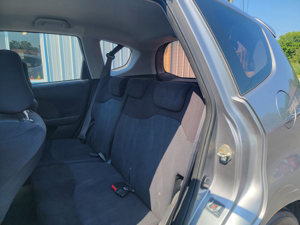 2010 Honda Fit Image 11