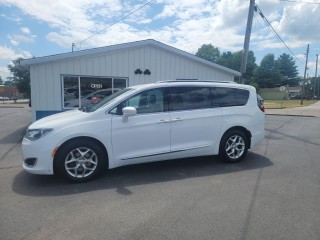 Image for 2019 Chrysler Pacifica Touring L Plus ID: 6669937