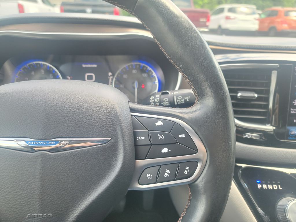 2019 Chrysler Pacifica Image 19