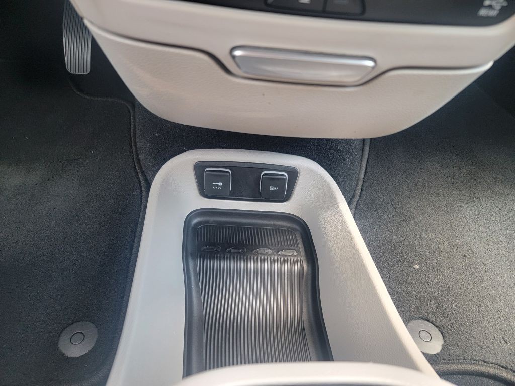 2019 Chrysler Pacifica Image 26