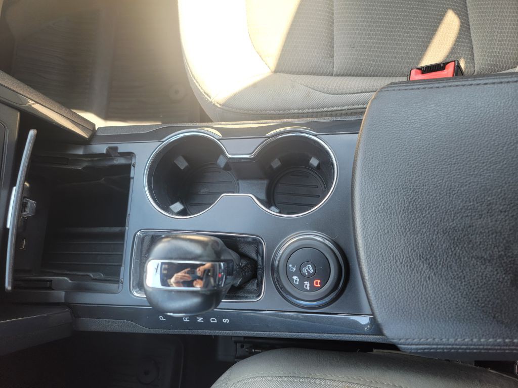 2019 Ford Explorer Image 25