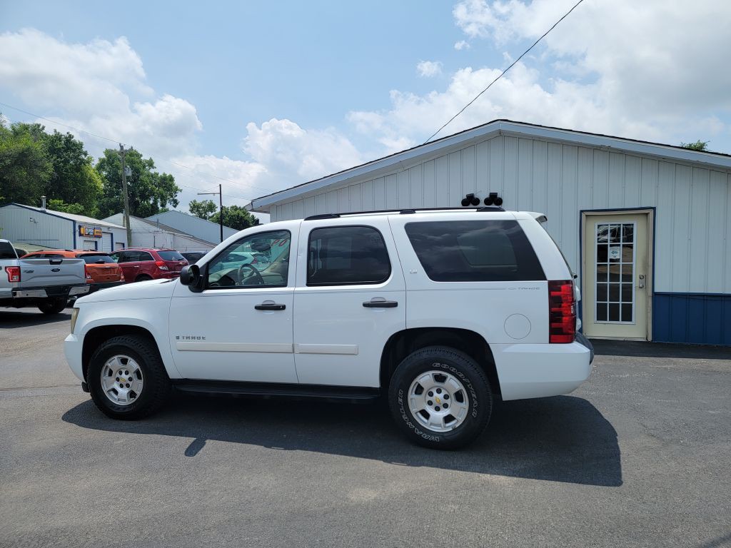2009 Chevrolet Tahoe Image 2