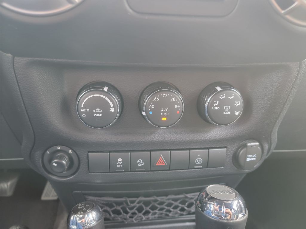 2016 Jeep Wrangler Unlimited Image 20