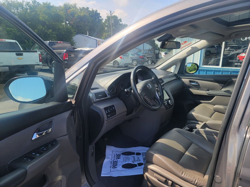 2015 Honda Odyssey Image 9