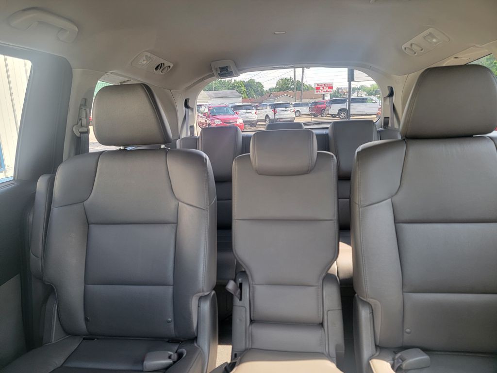 2015 Honda Odyssey Image 12