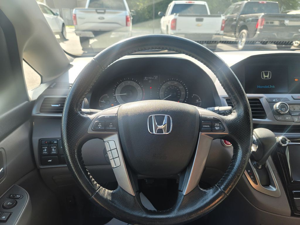 2015 Honda Odyssey Image 16
