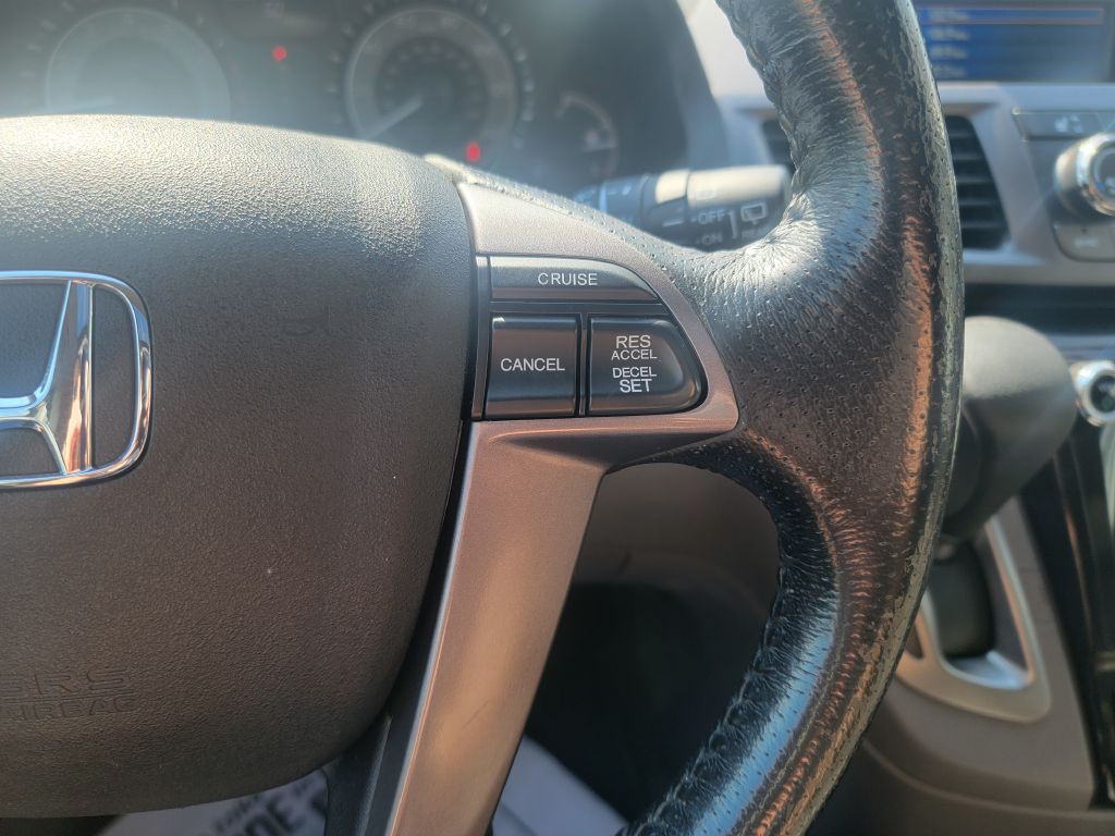 2015 Honda Odyssey Image 19