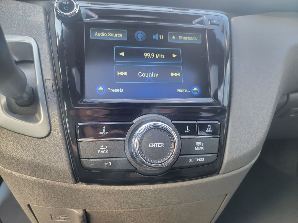 2015 Honda Odyssey Image 26