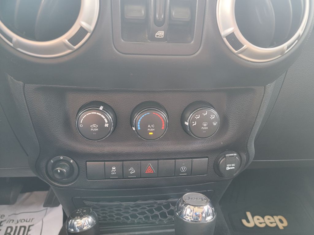 2018 Jeep Wrangler Unlimited Image 25