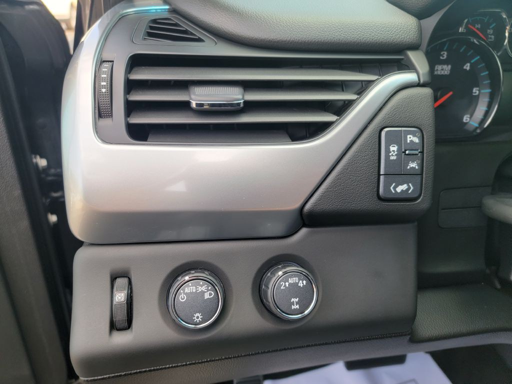 2018 Chevrolet Tahoe Image 23