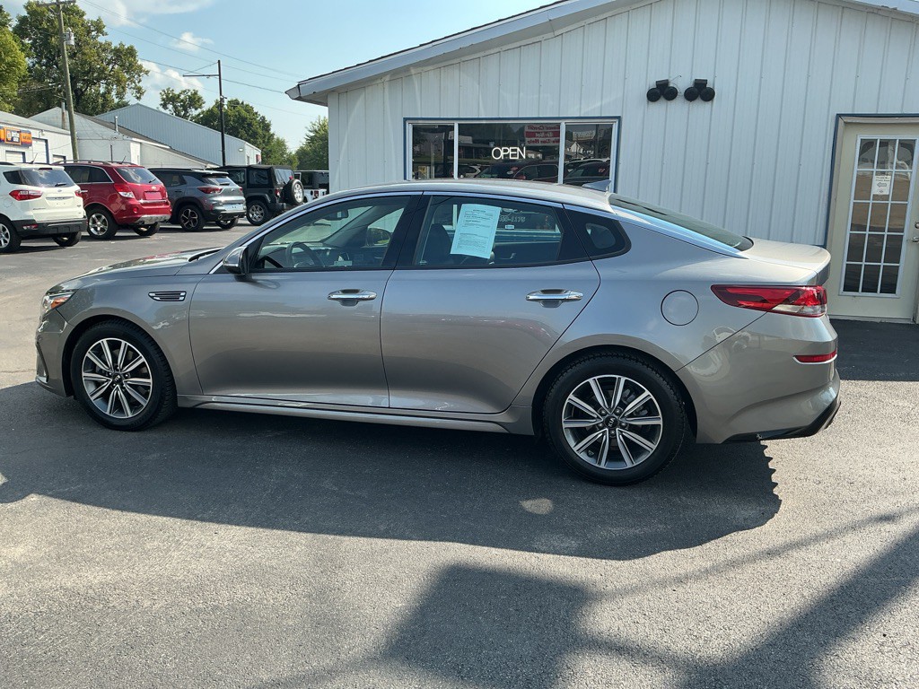 2019 Kia Optima Image 2