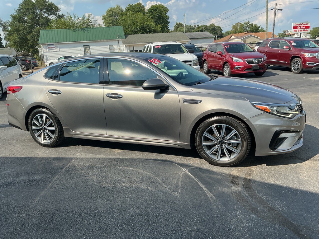 2019 Kia Optima Image 5